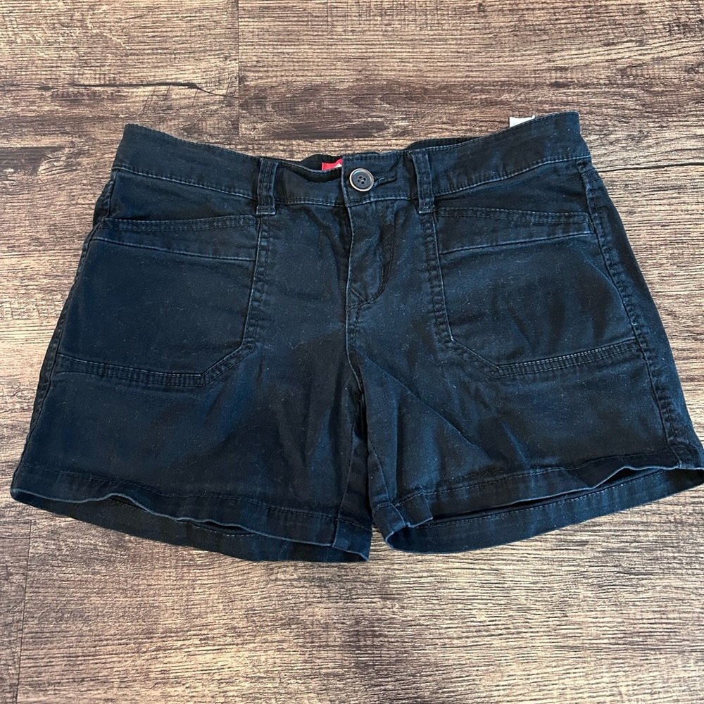 UNIONBAY Women's Black Cargo Shorts